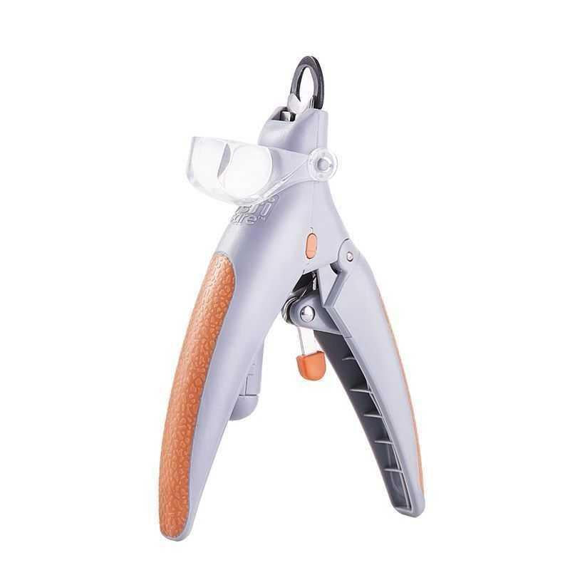 Pet nail clipper safety guard detail