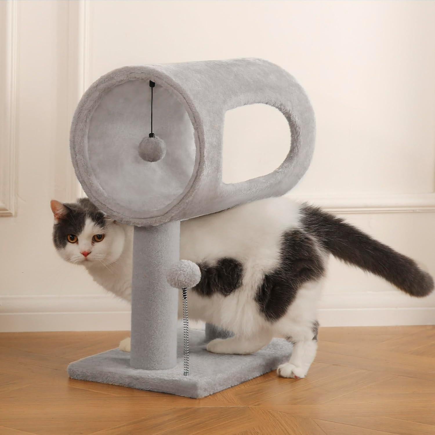 Cat tree scratching post with cosy plush covered tunnel bed