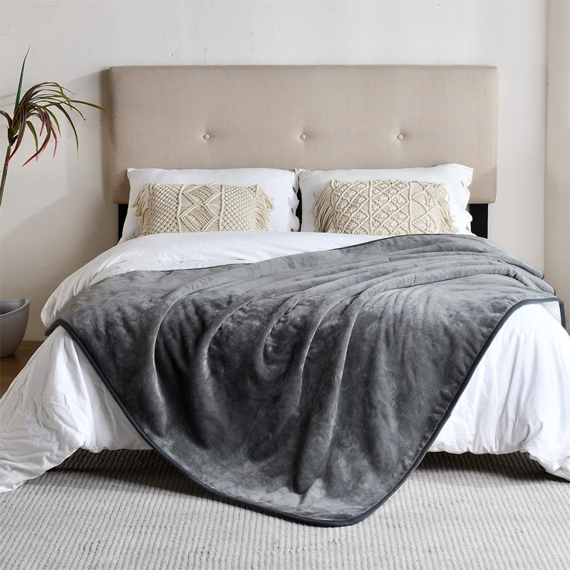 Warm waterproof pet blanket for dogs and cats