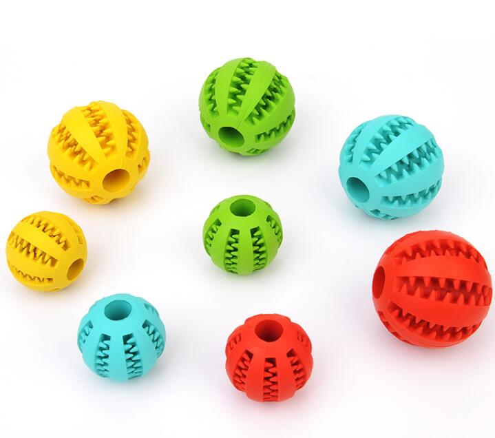 Rubber Treat-Dispensing Ball for Dogs - large size 11cm